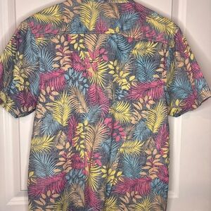 Plugg Men's Colorful Leaf Print Shirt